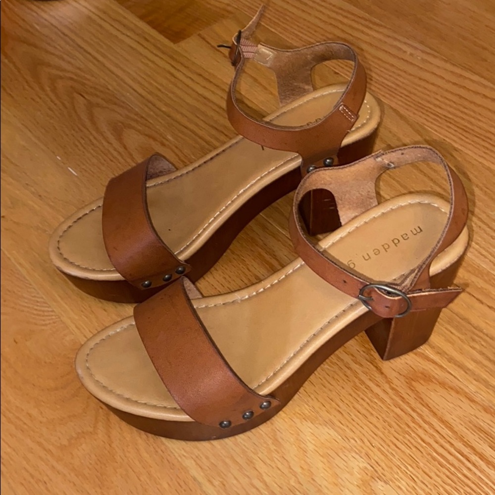 Steve Madden Lifft Platform Heel